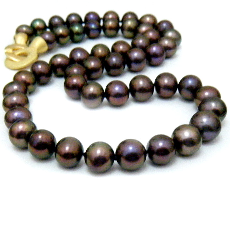 Black 9.7-10.8mm Round Pearls Necklace